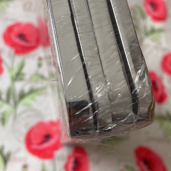 4 pcs License plates frames - Picture 6 of 8